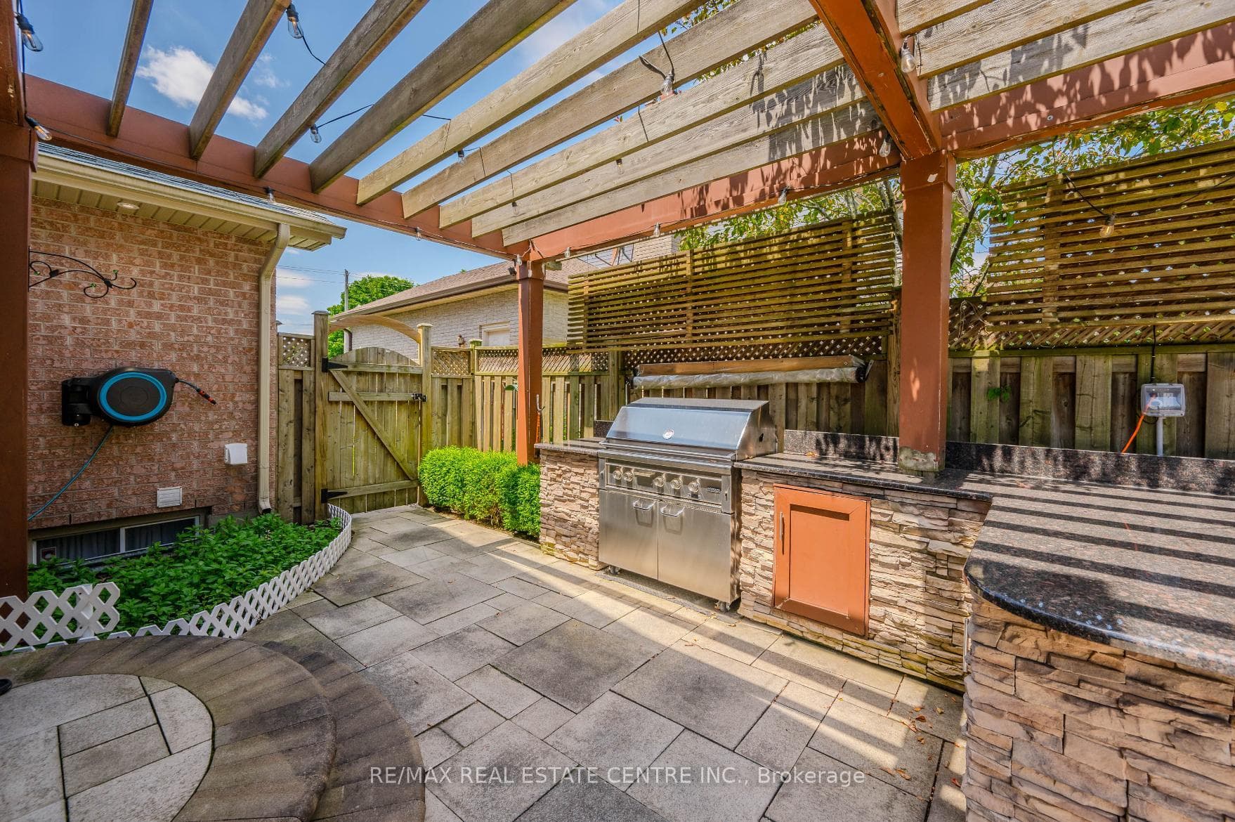 92 Downey Road photo 34