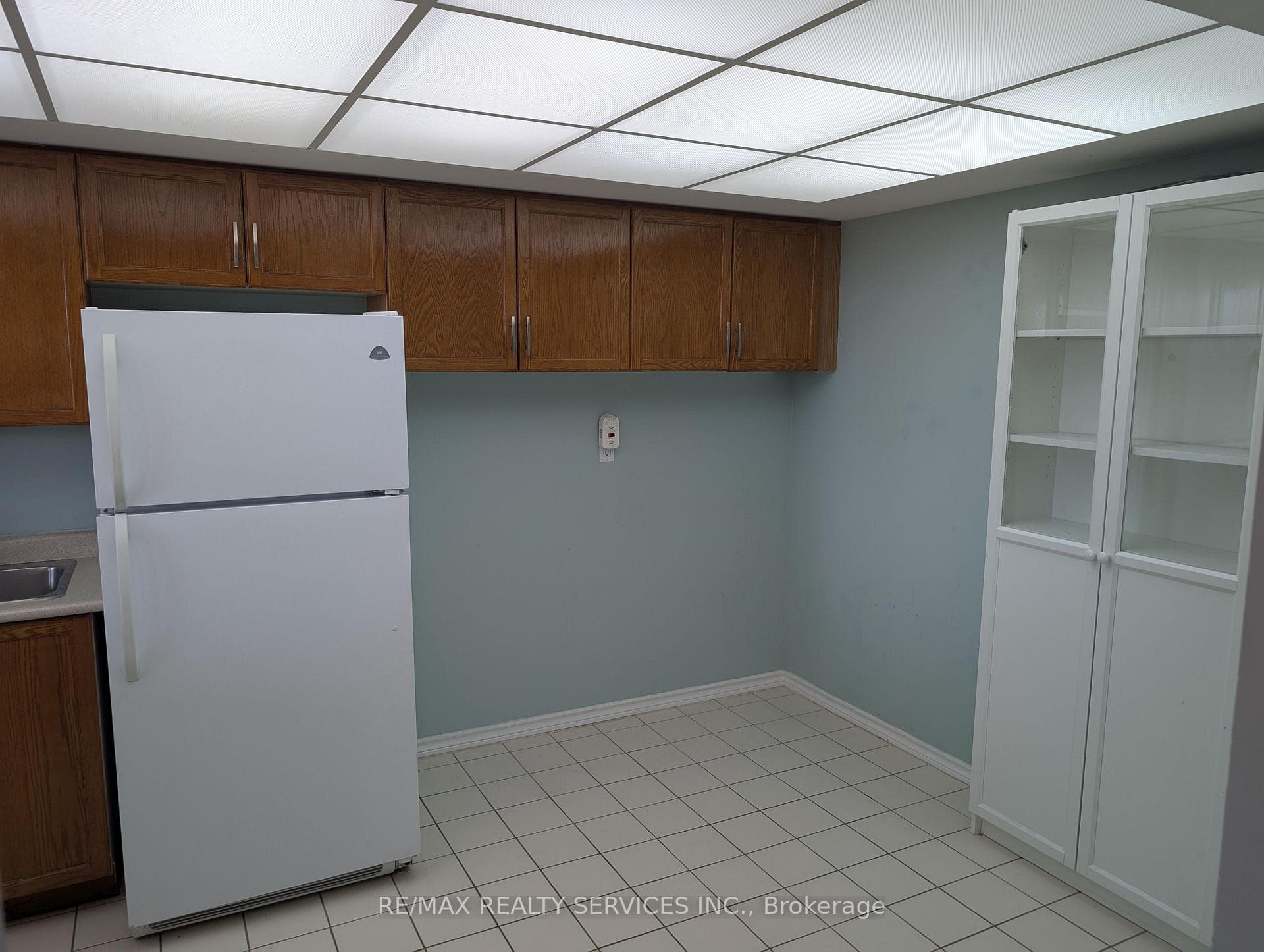330 Mill Street Unit 405 photo 6