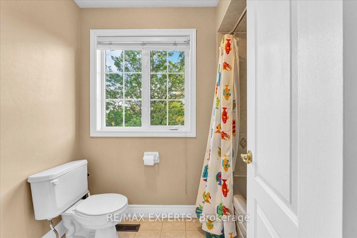 110 Velmar Drive photo 31
