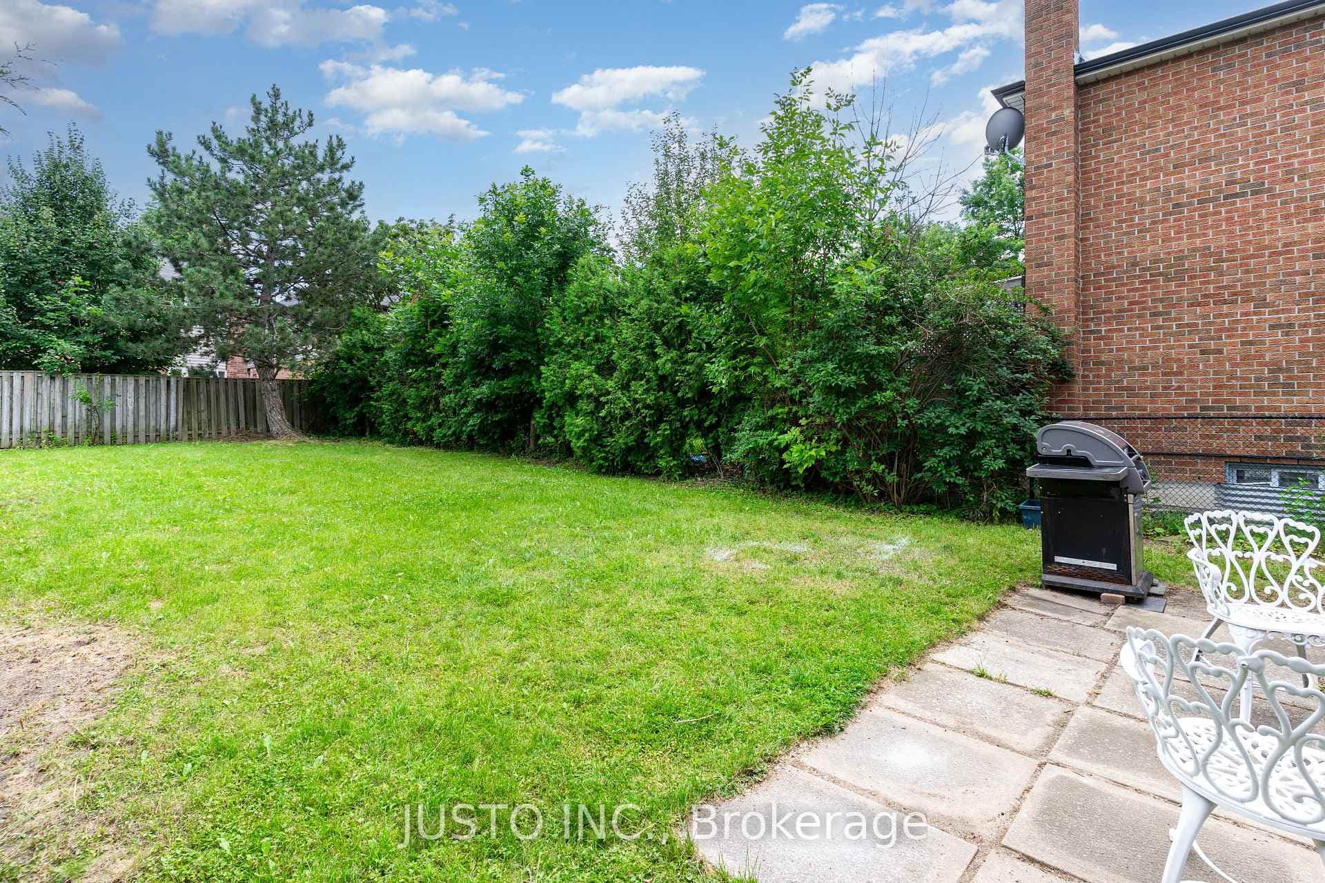 2132 Bosack Court photo 25