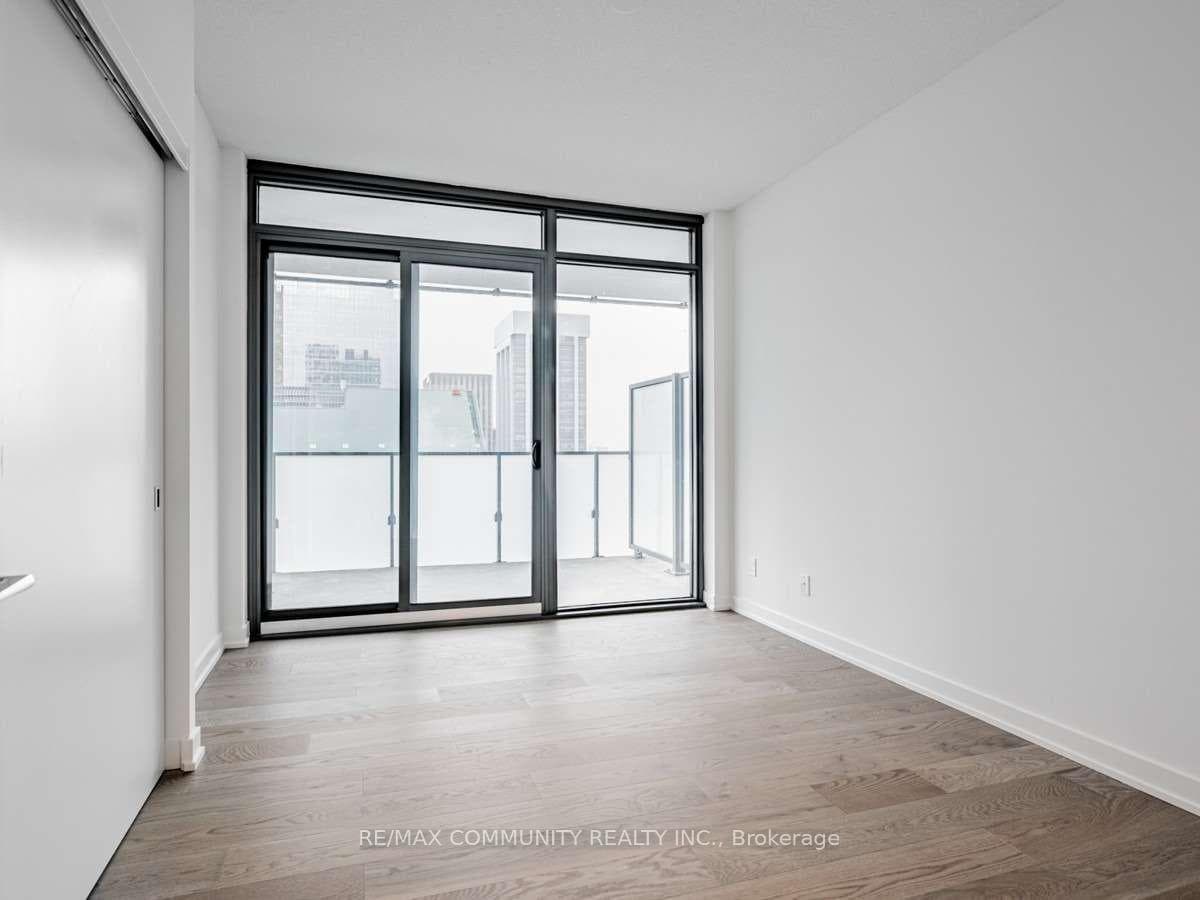 25 Richmond Street Unit 2610 photo 17