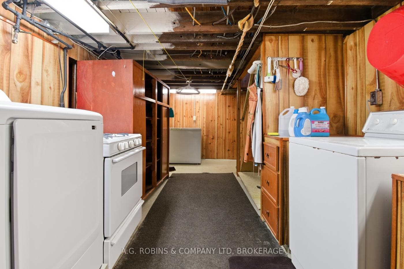 129 Adelaide Street photo 32
