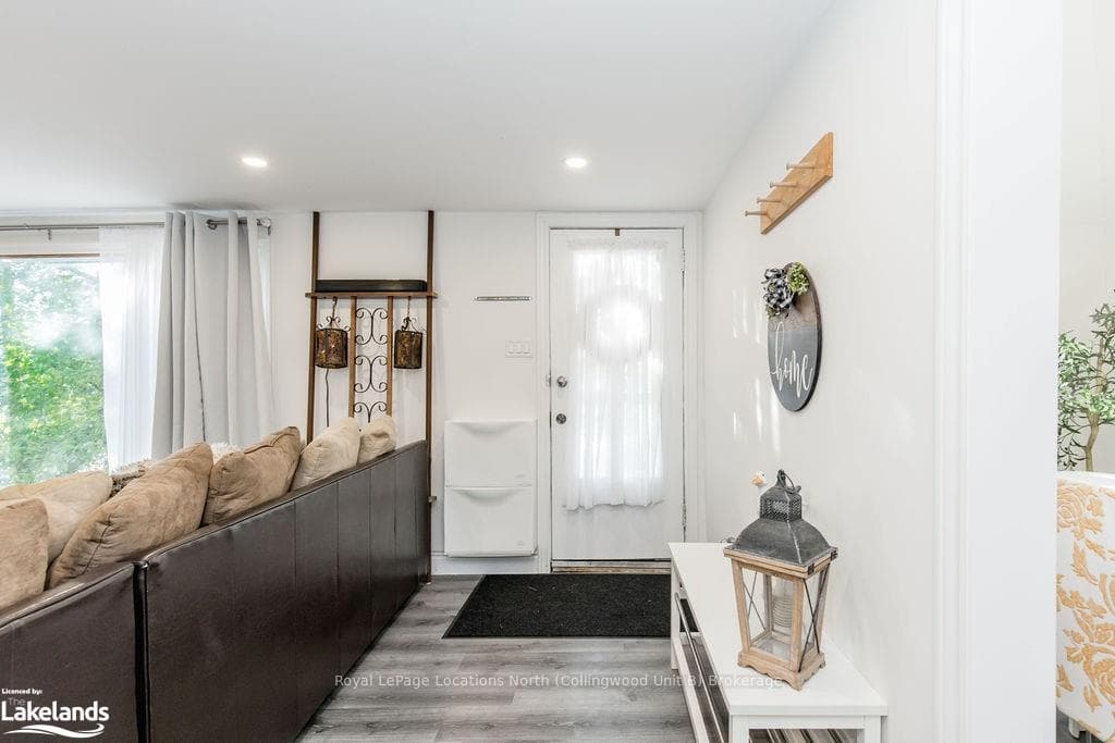 1221 RIVER Road photo 4