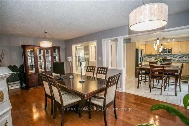69 Earl Grey Crescent Unit (Upper) photo 10