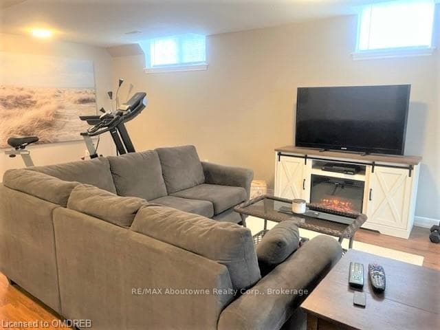 2299 KINGFISHER Court photo 33