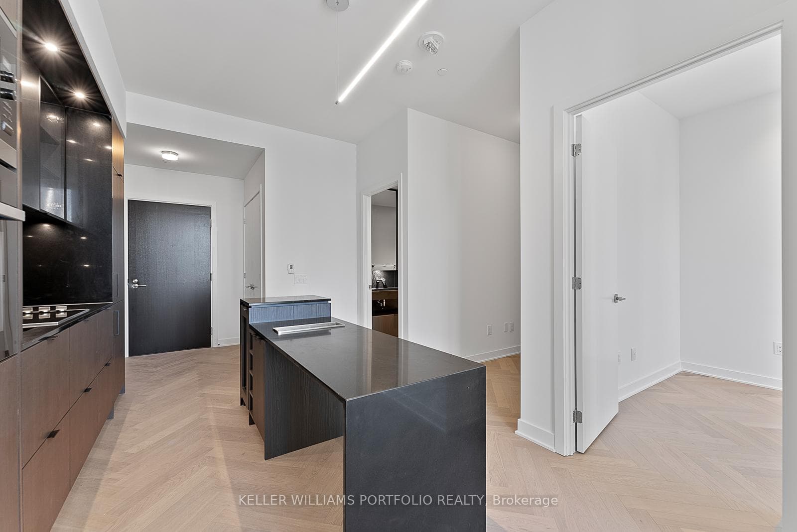 11 Yorkville Avenue Unit 2907 photo 14