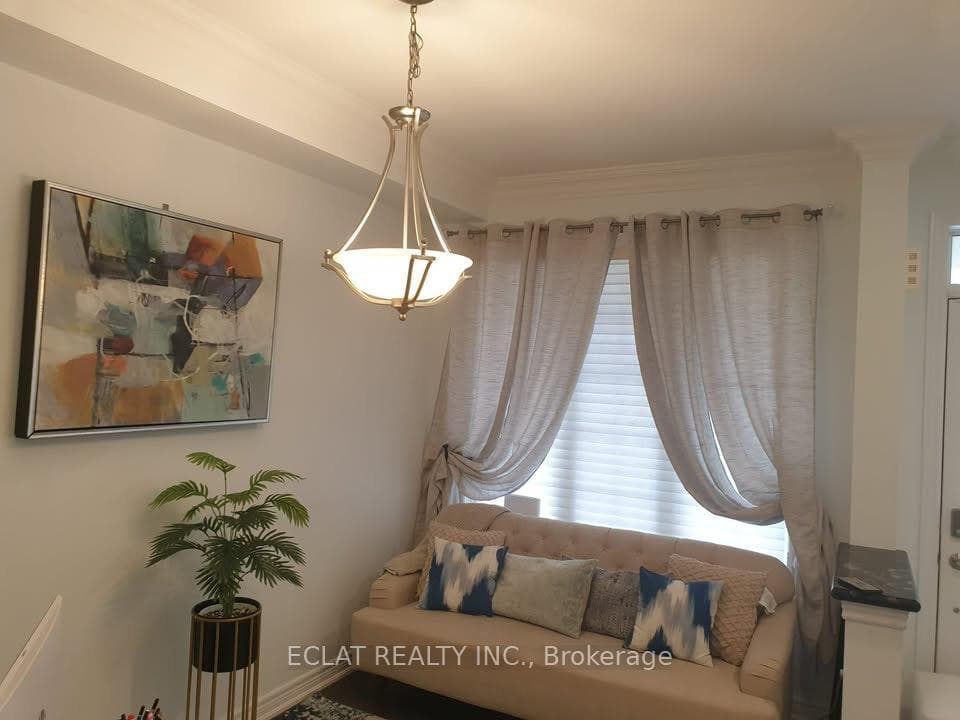 232 Kincardine Street photo 17