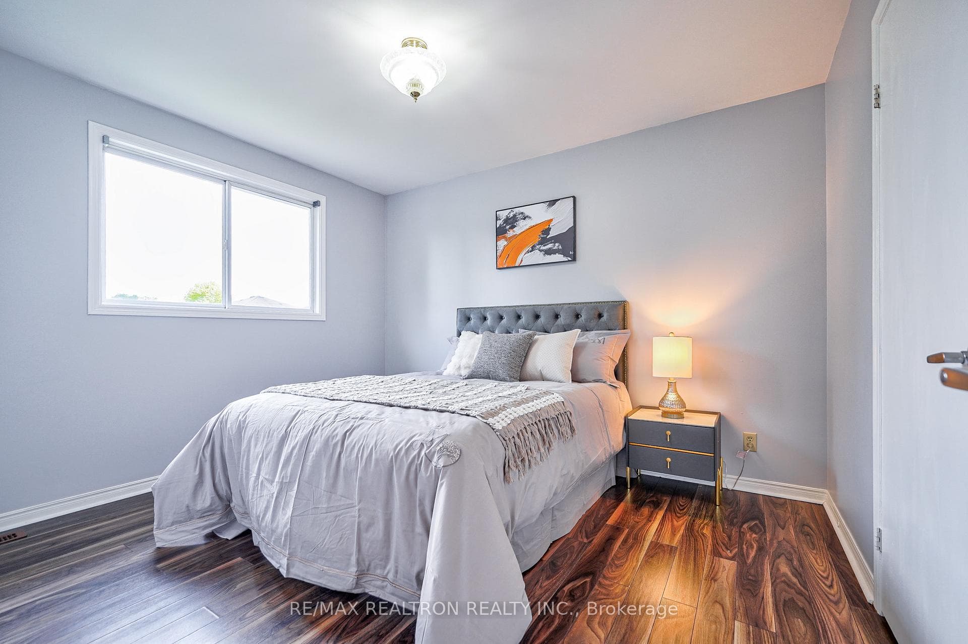 87 Riverglen Drive photo 15