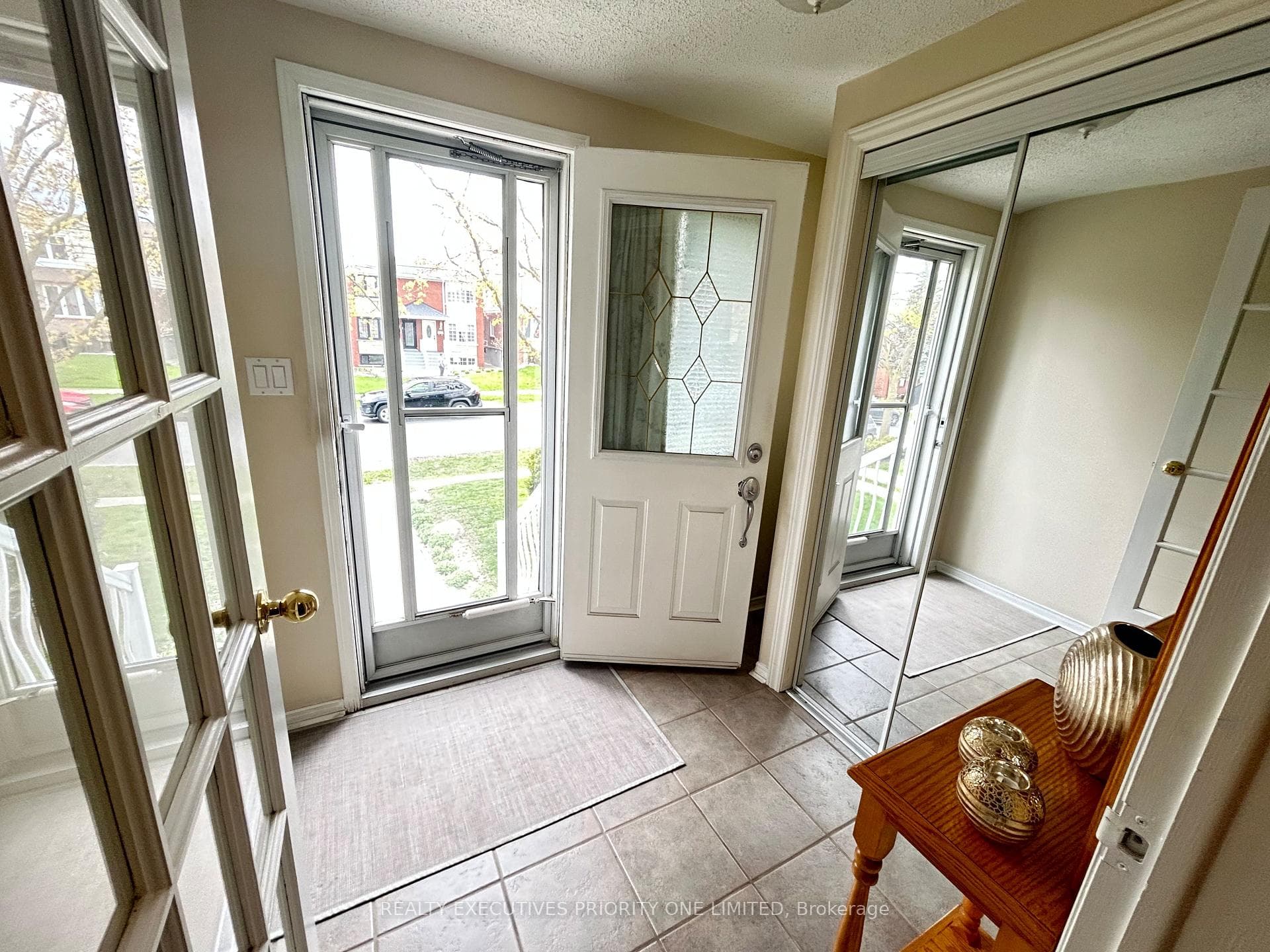 224 Caledonia Road photo 7