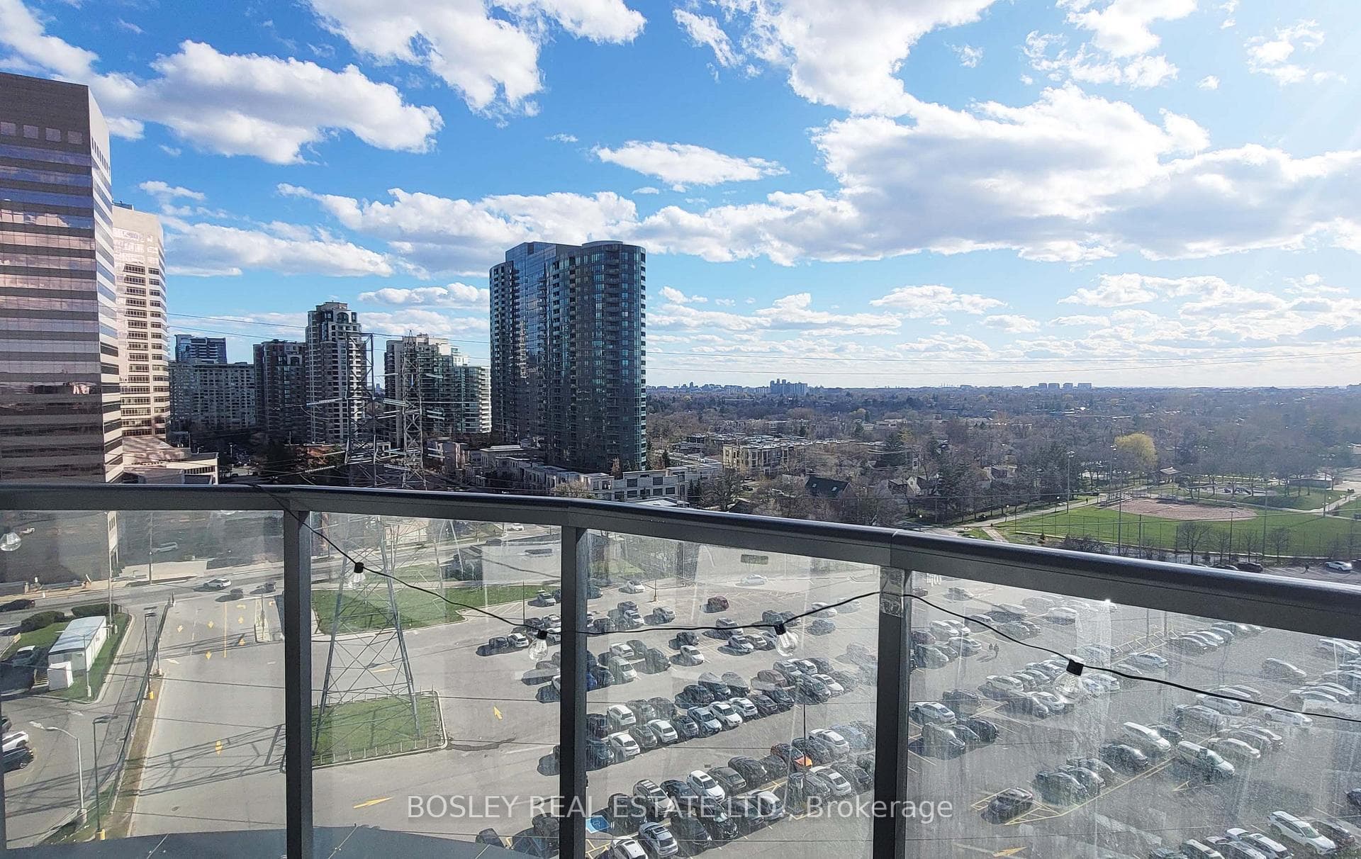 5740 Yonge Street Unit 1302 photo 15