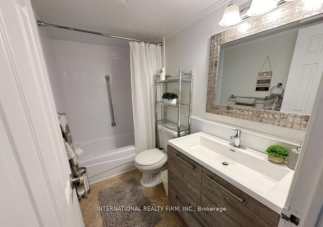 2263 Marine Drive Unit 408 photo 9