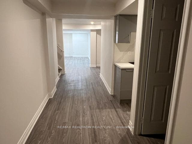 12 Chestwick Court photo 3
