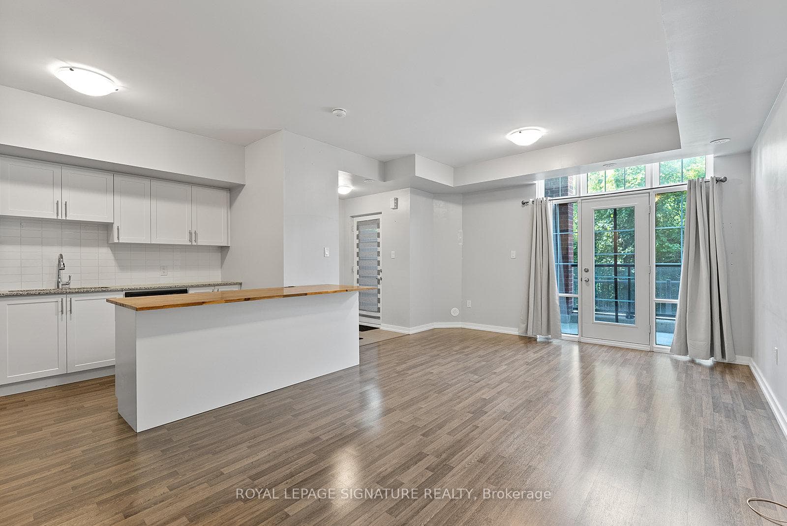 18 WHITAKER Way Unit 149 photo 17