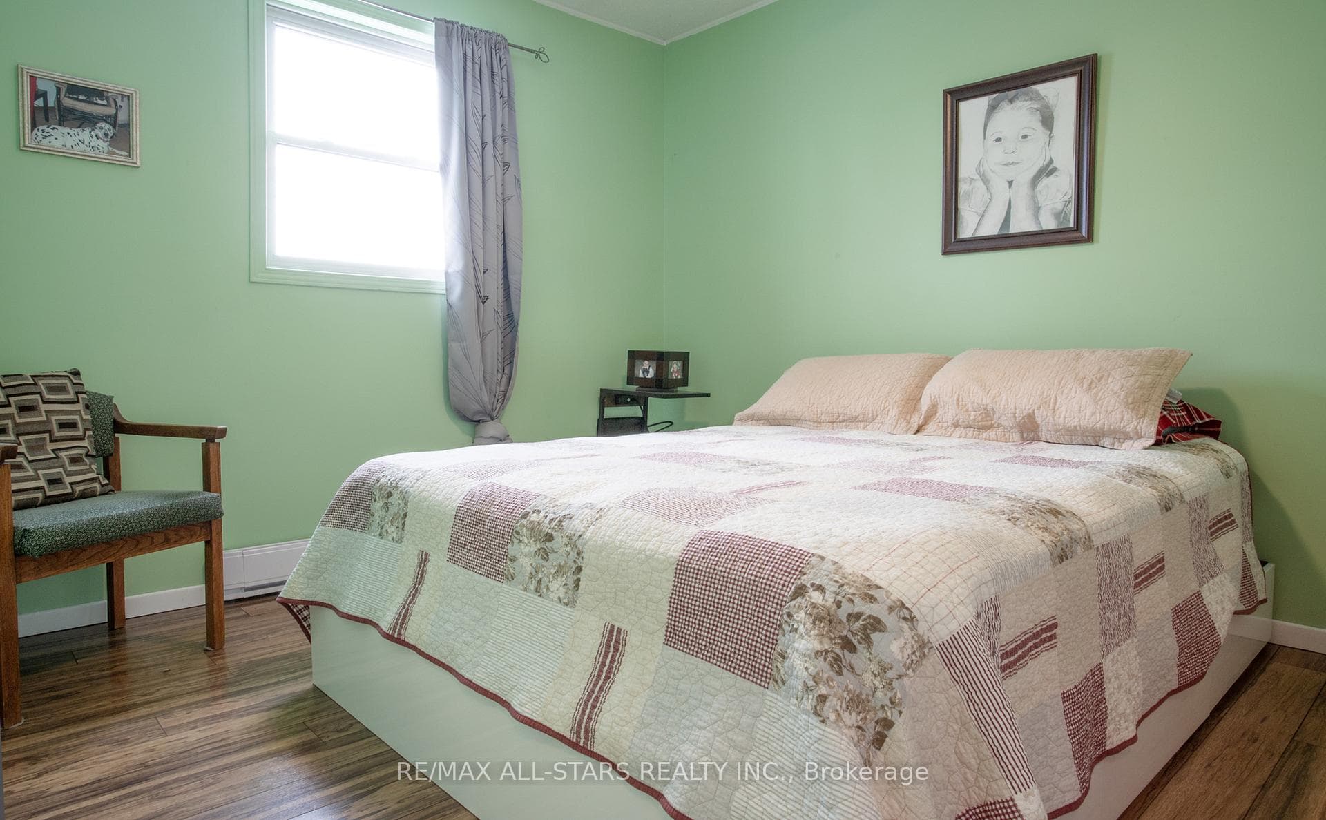 158 Blossom Court photo 16