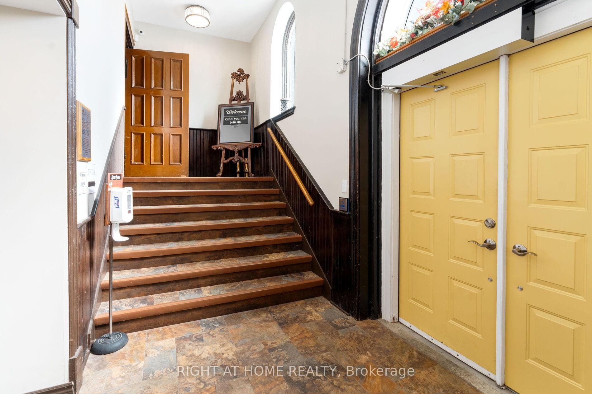 19 Albert Street photo 5