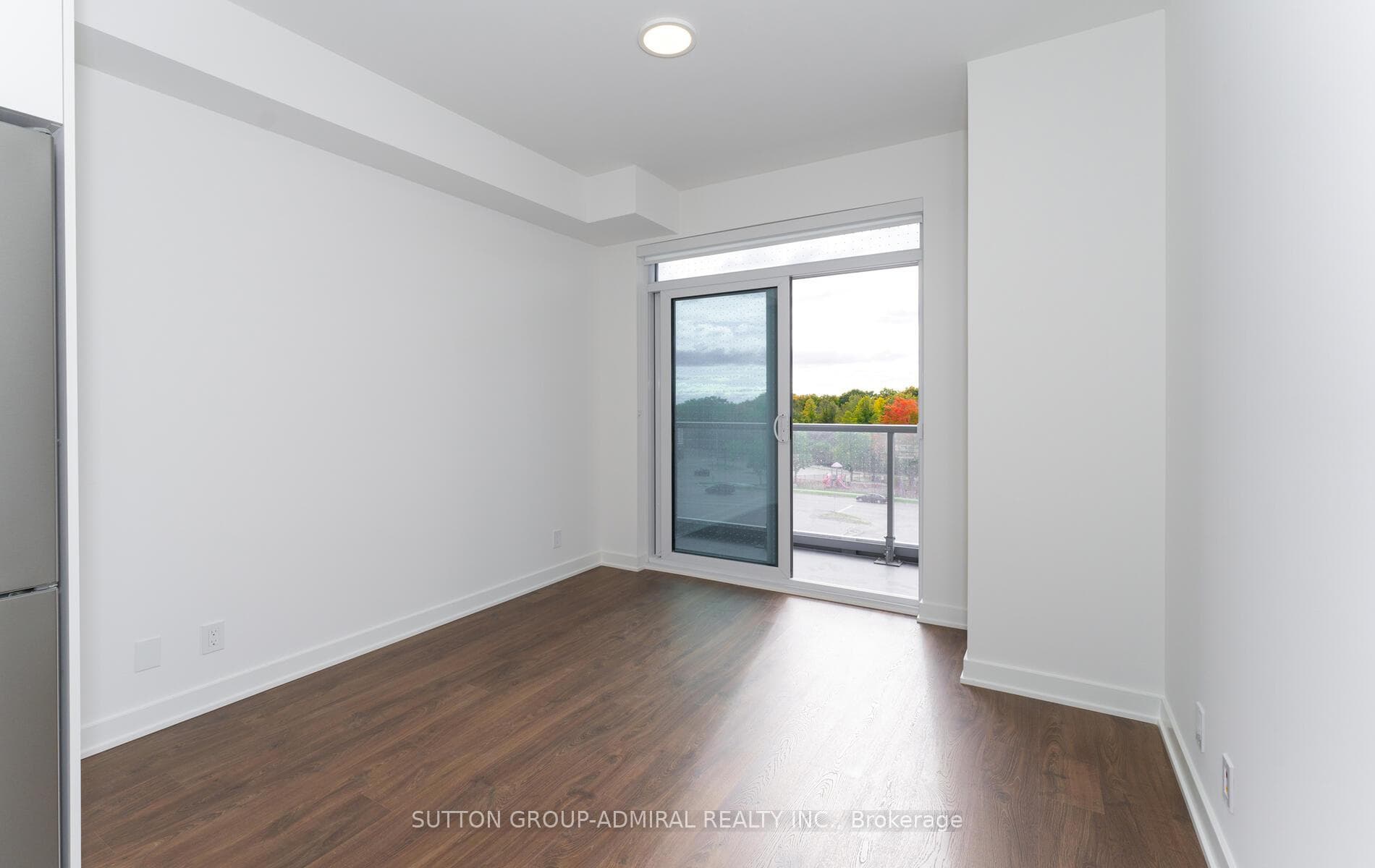 30 Upper Mall Way Unit A-315 photo 10