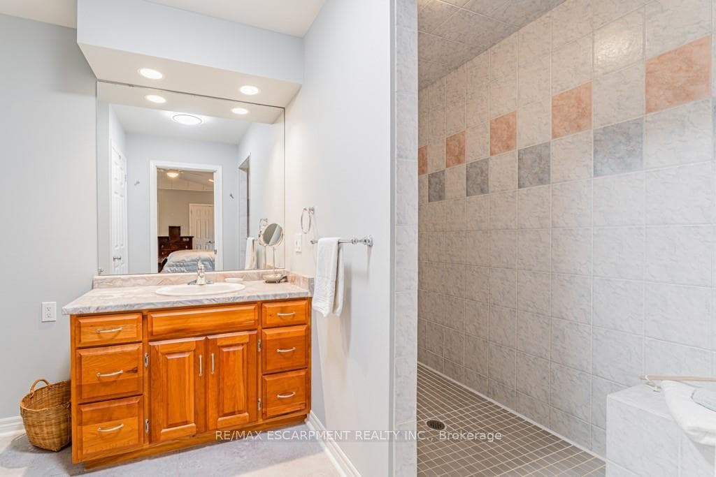 28 Sunset Drive photo 17