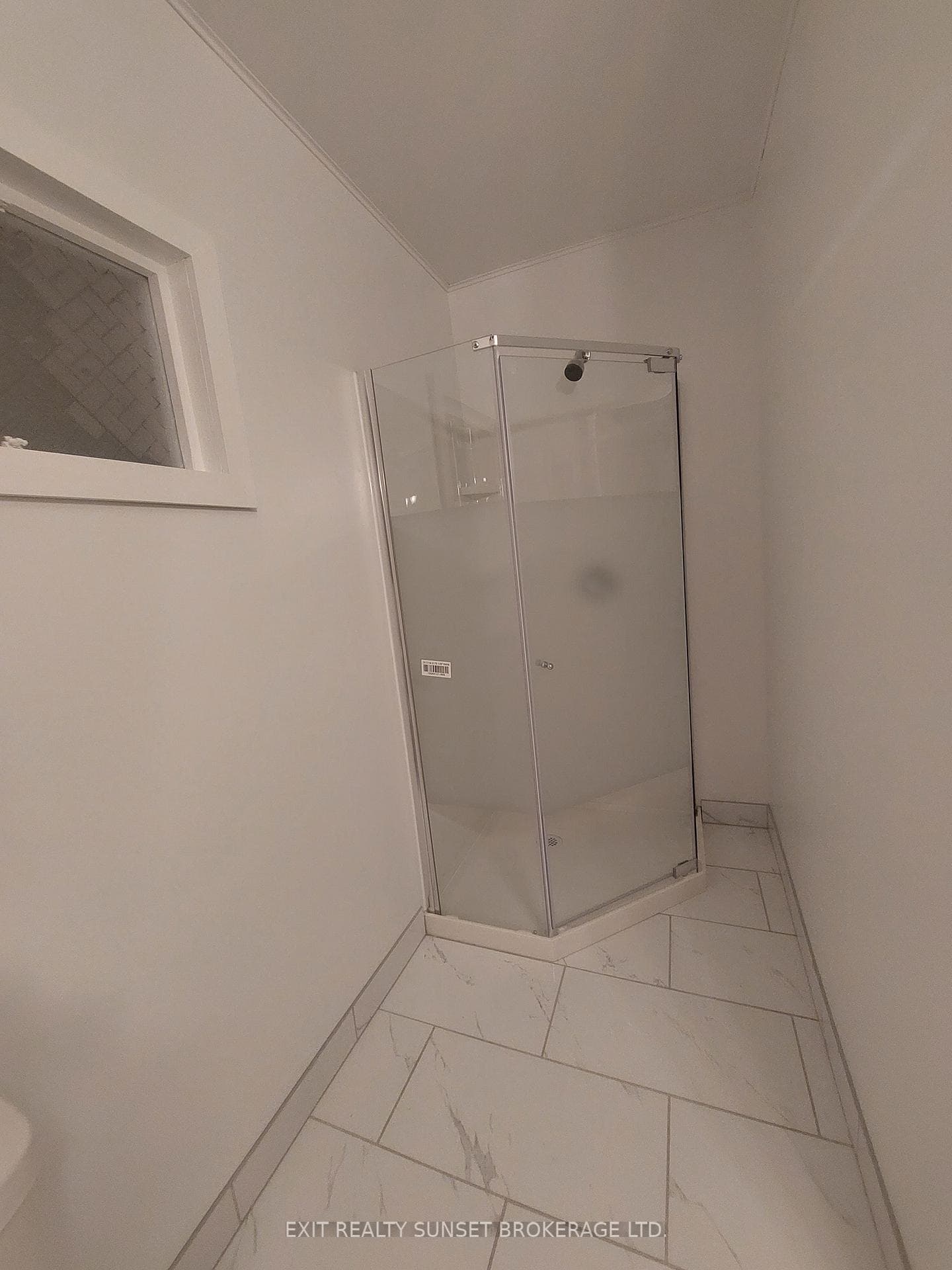 66 Needham Street photo 22