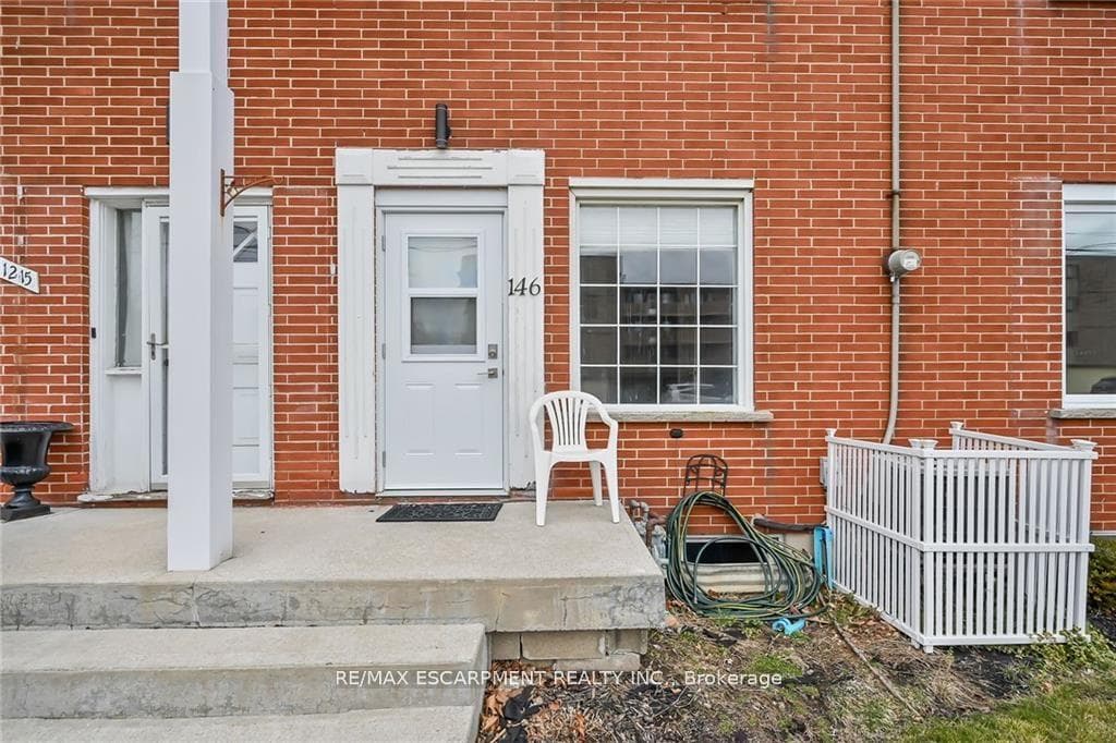 146 Princeton Drive photo 32