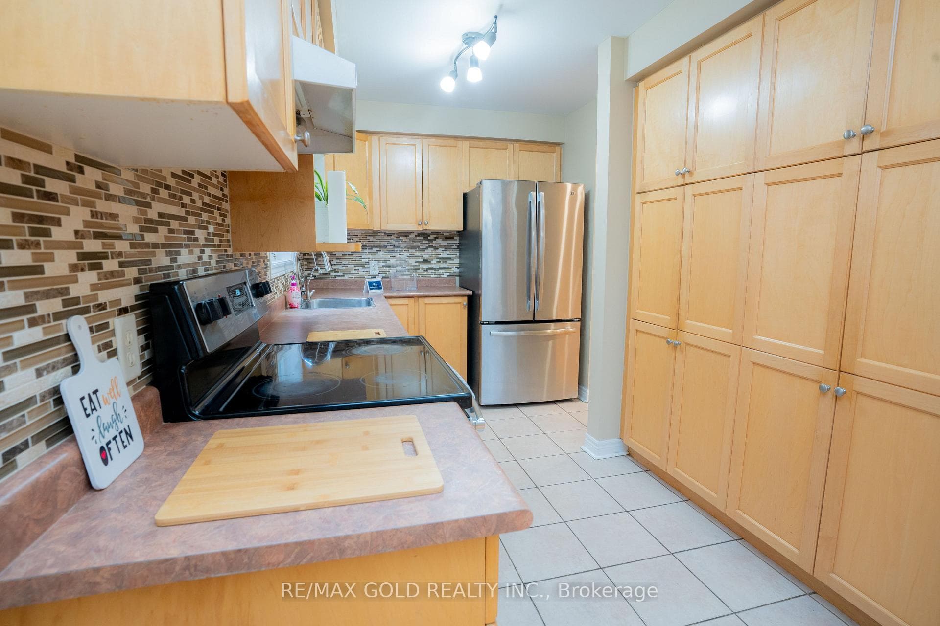 21 Summerdale Crescent photo 13