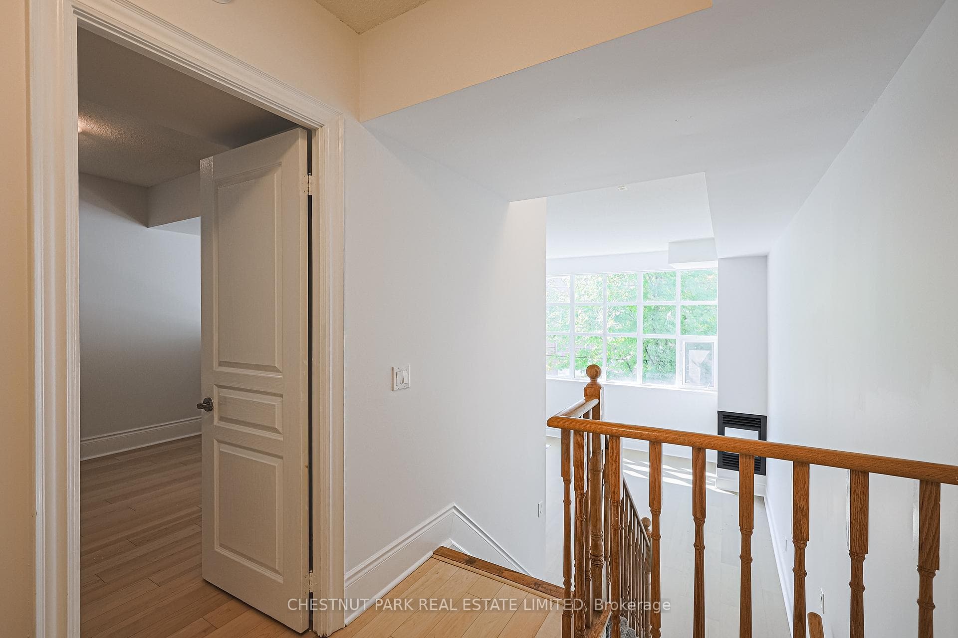 437 Roncesvalles Avenue Unit 209 photo 8