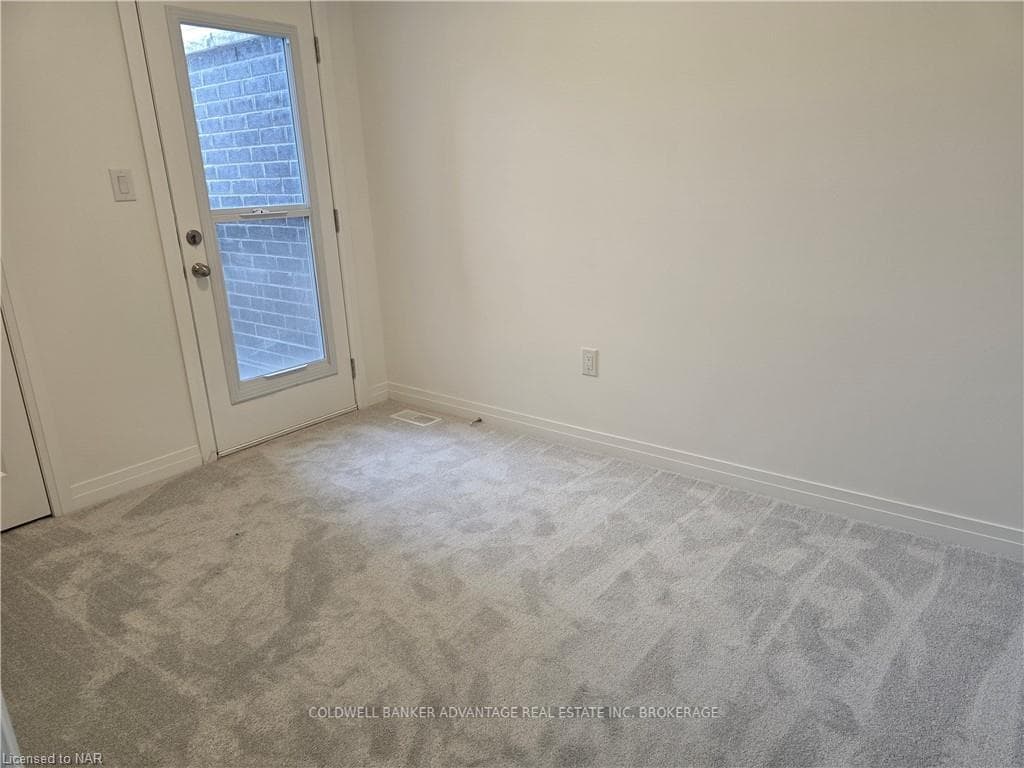 27 SIDNEY ROSE N/A Unit 26 photo 12