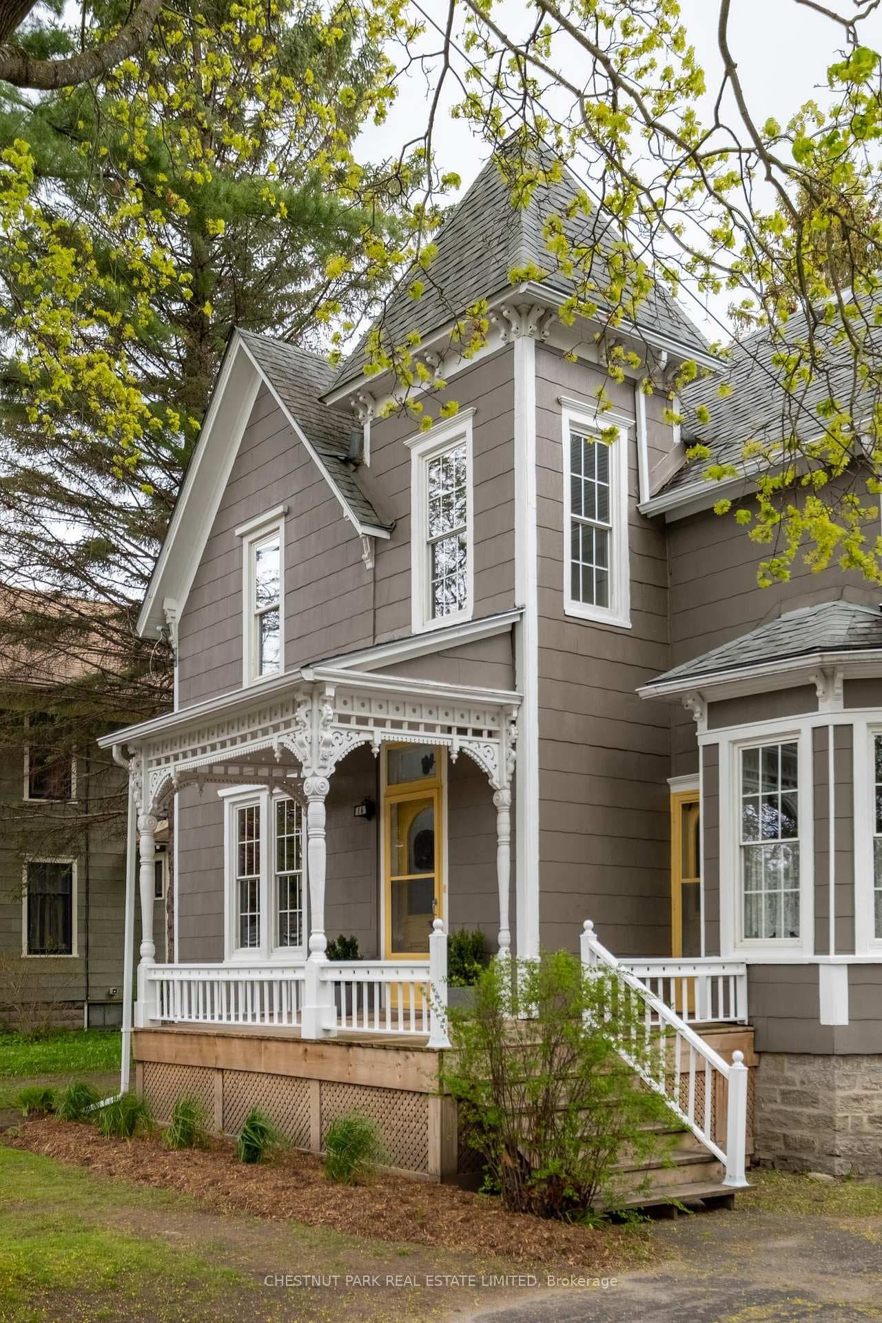 16 Johnson Street photo 2