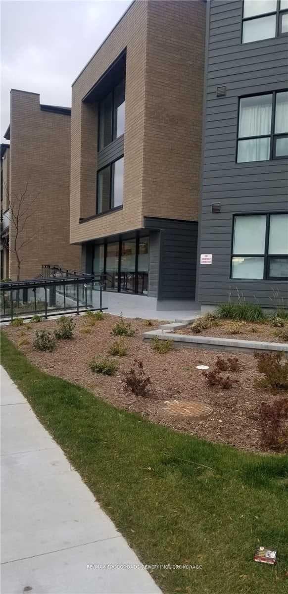 1 Falaise Road Unit 606 photo 6