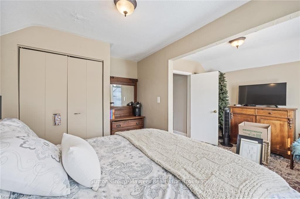 10 ST CATHERINE Street photo 24