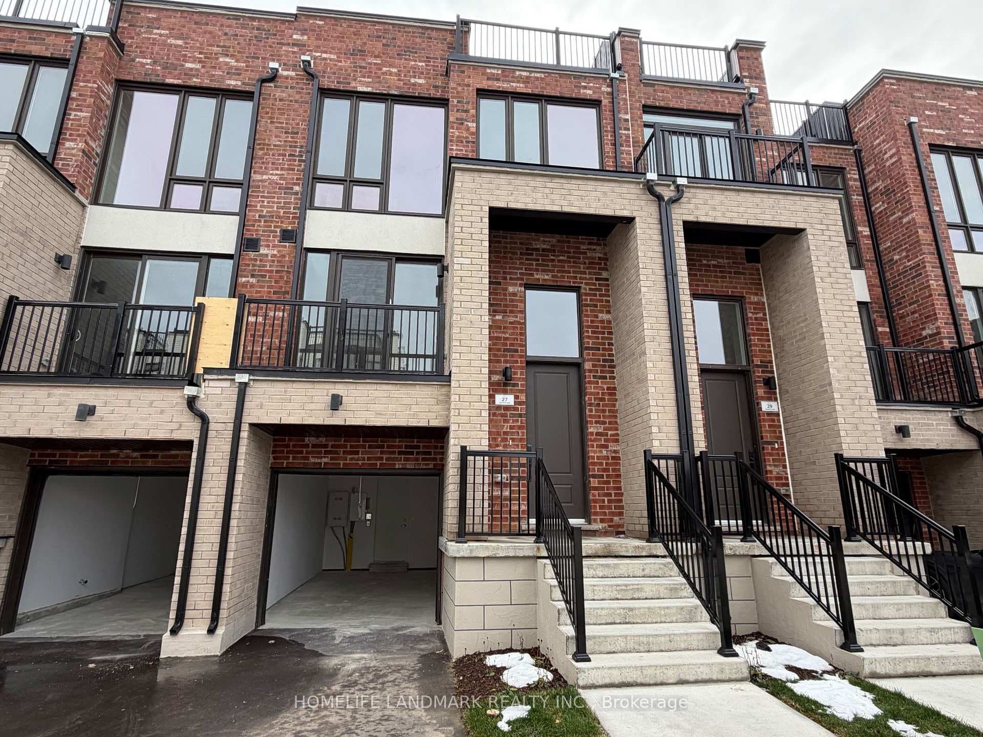 27 Bancroft Lane photo 1