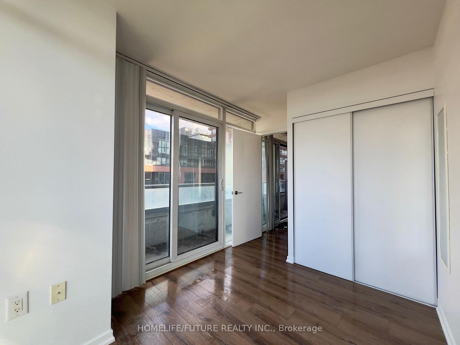 36 Lisgar Street Unit 503E photo 10