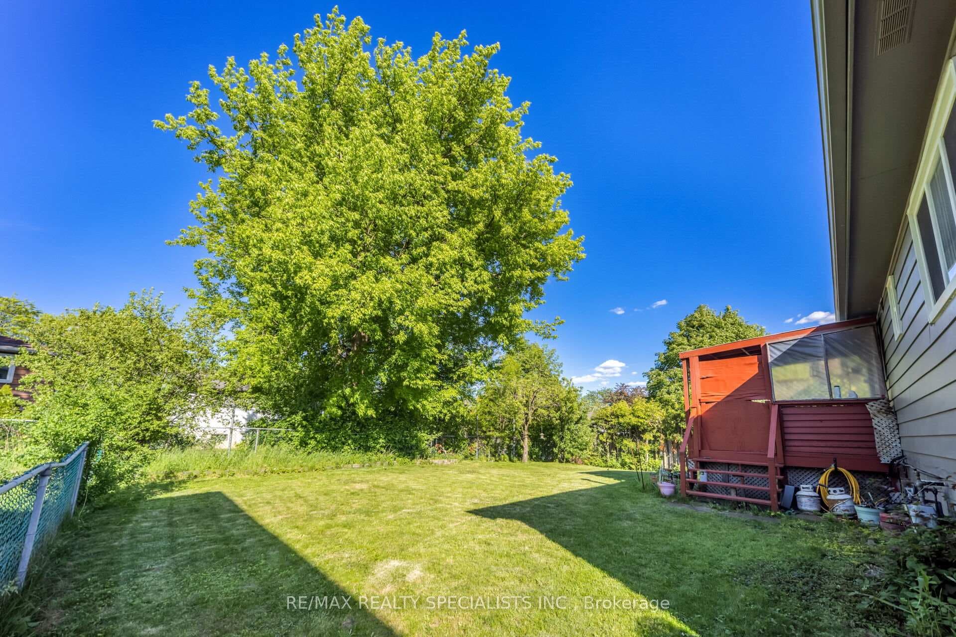 2 Ivybridge Drive photo 48