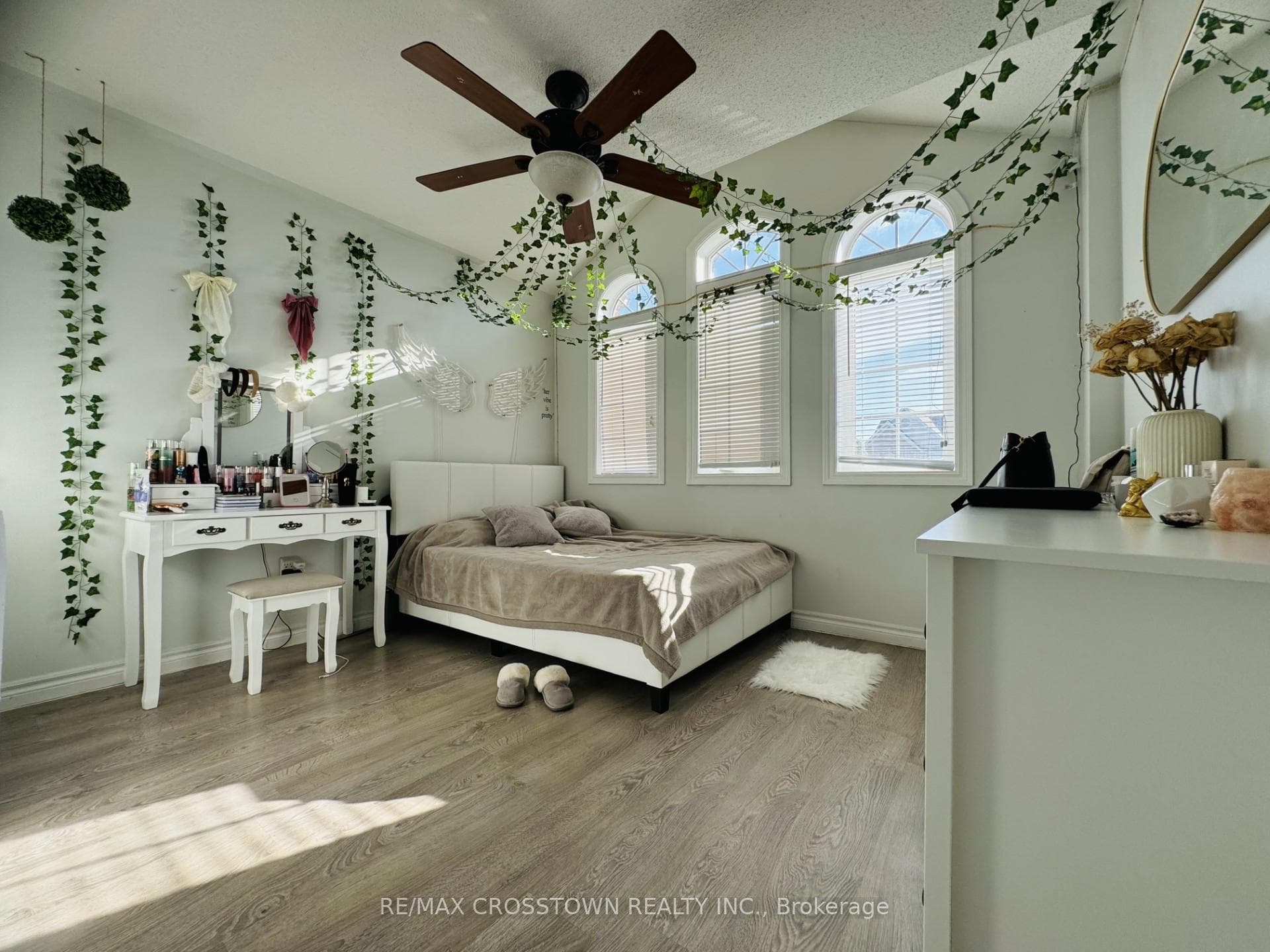 103 Diana Way Unit UPPER photo 12