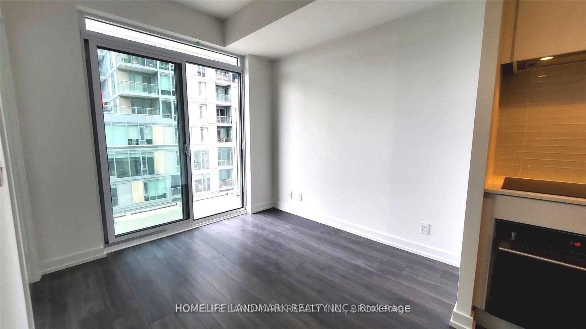 33 Helendale Avenue Unit 622 photo 7
