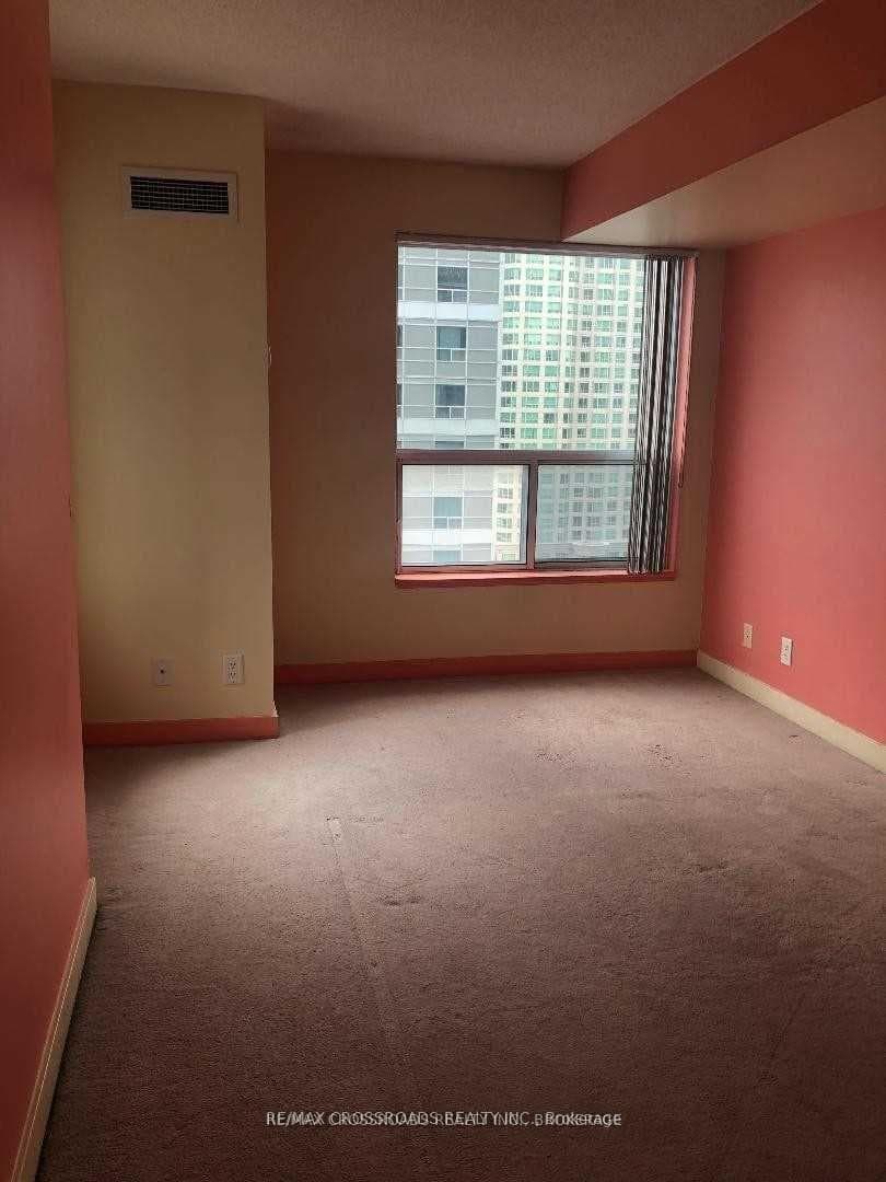 36 Lee Centre Drive Unit 1503 photo 10