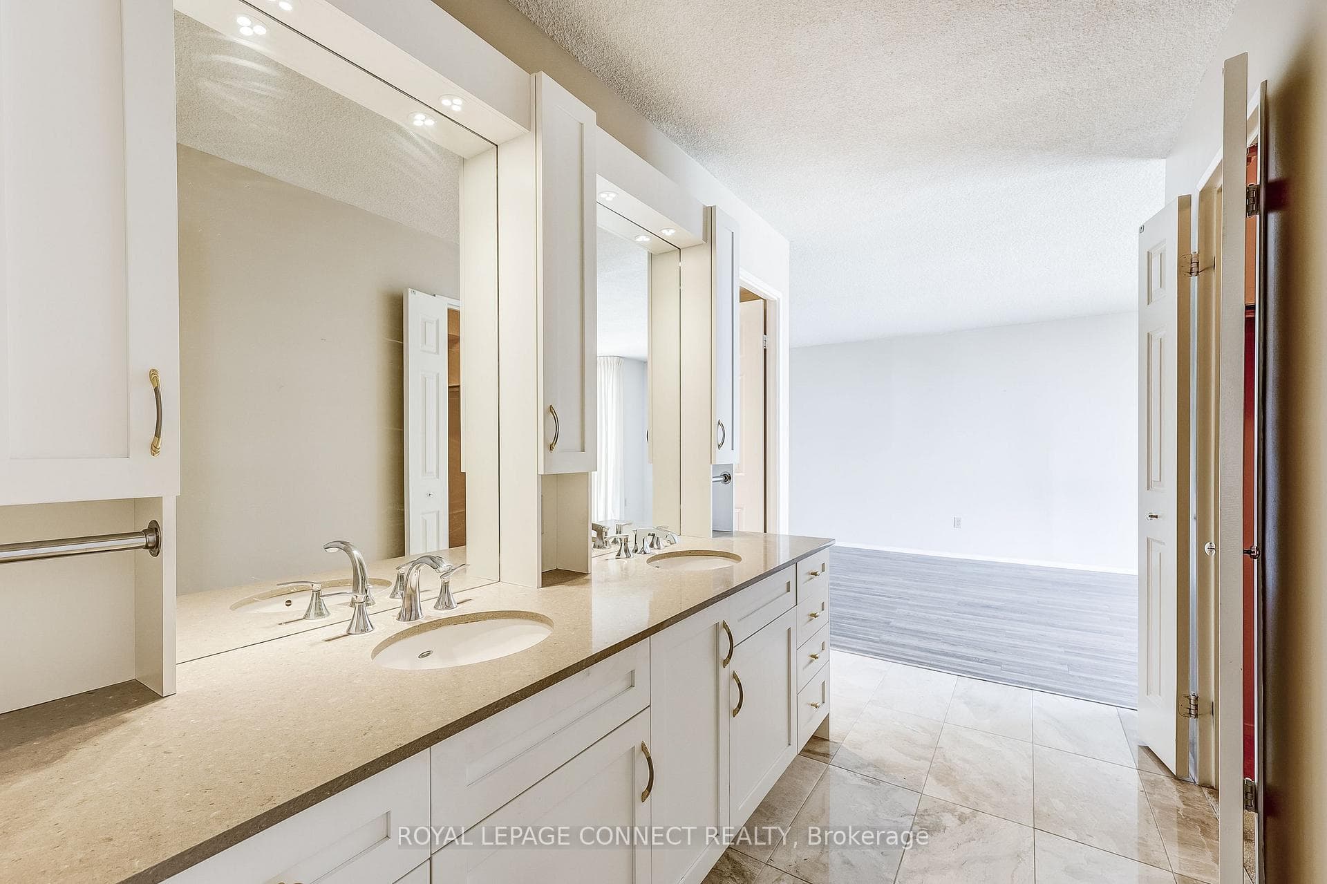 2350 Bridletowne Circle Unit 1103 photo 12