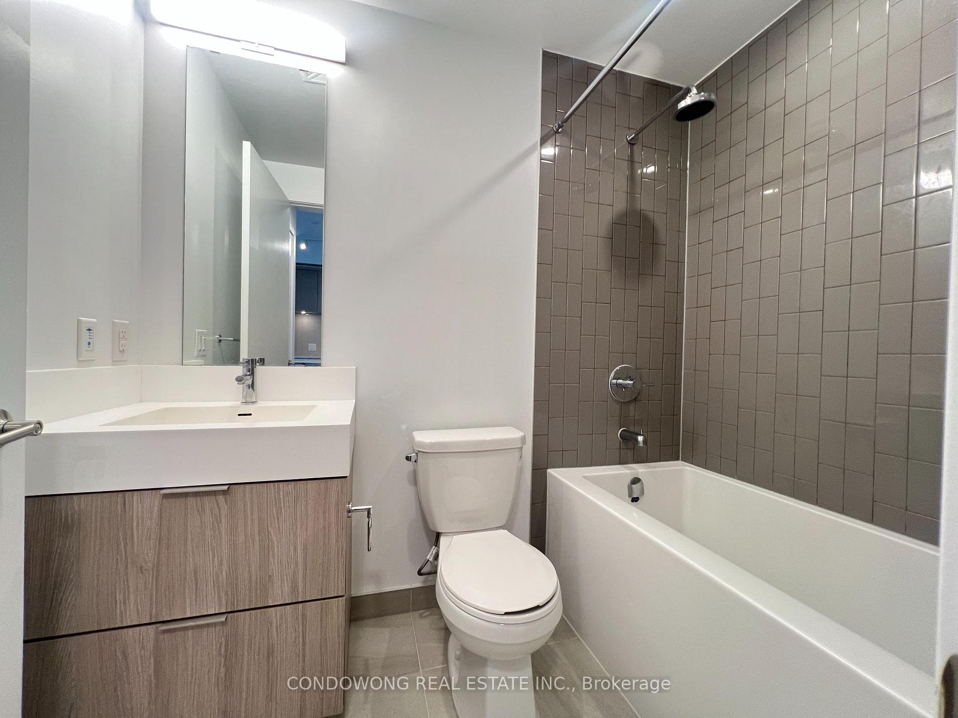130 River Street Unit 2809 photo 8