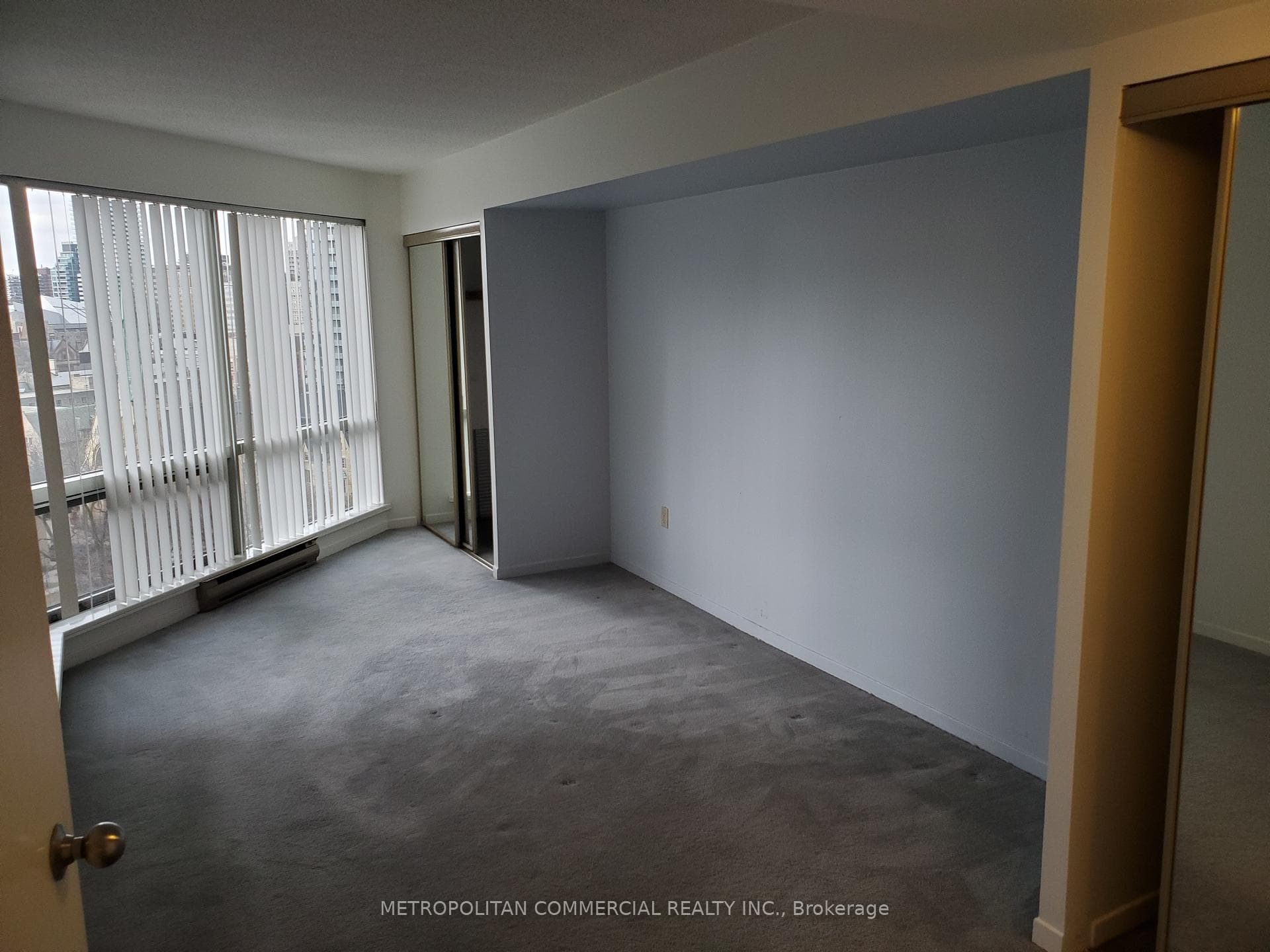 1001 Bay Street Unit 1418 photo 10