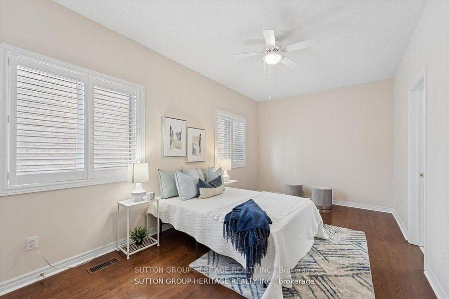 1886 Pine Grove Avenue photo 25
