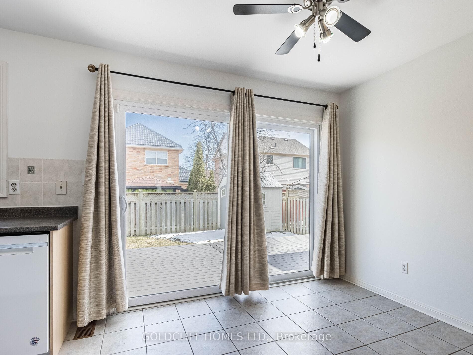 45 Springhurst Avenue photo 12