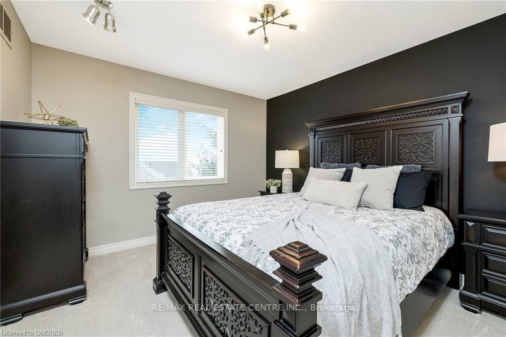35 Karendale Crescent photo 28