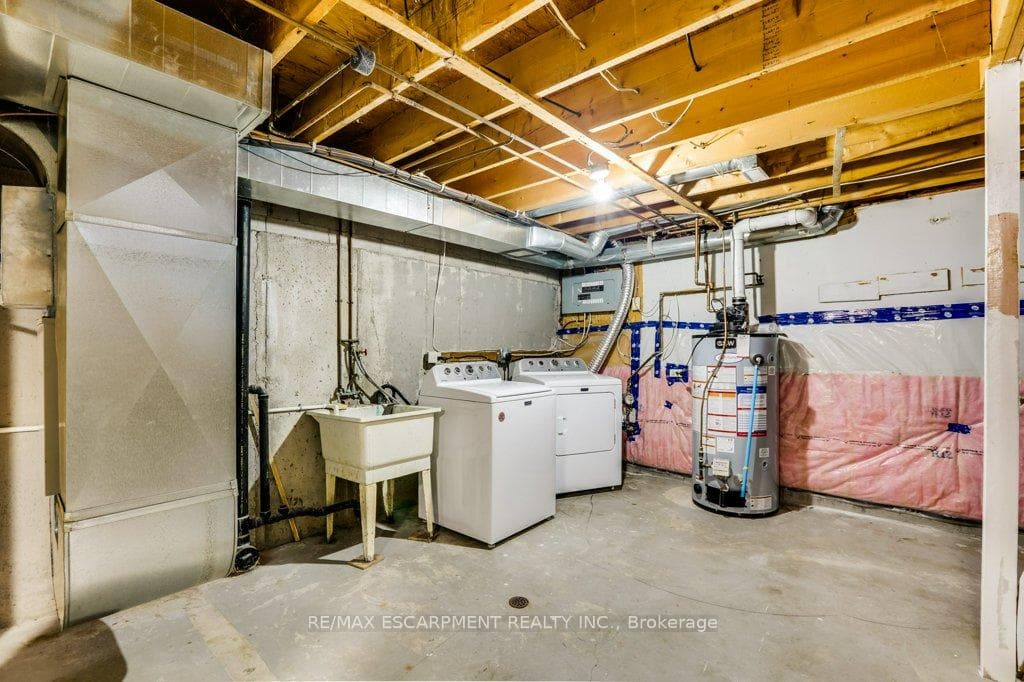 900 James Street Unit 5 photo 27