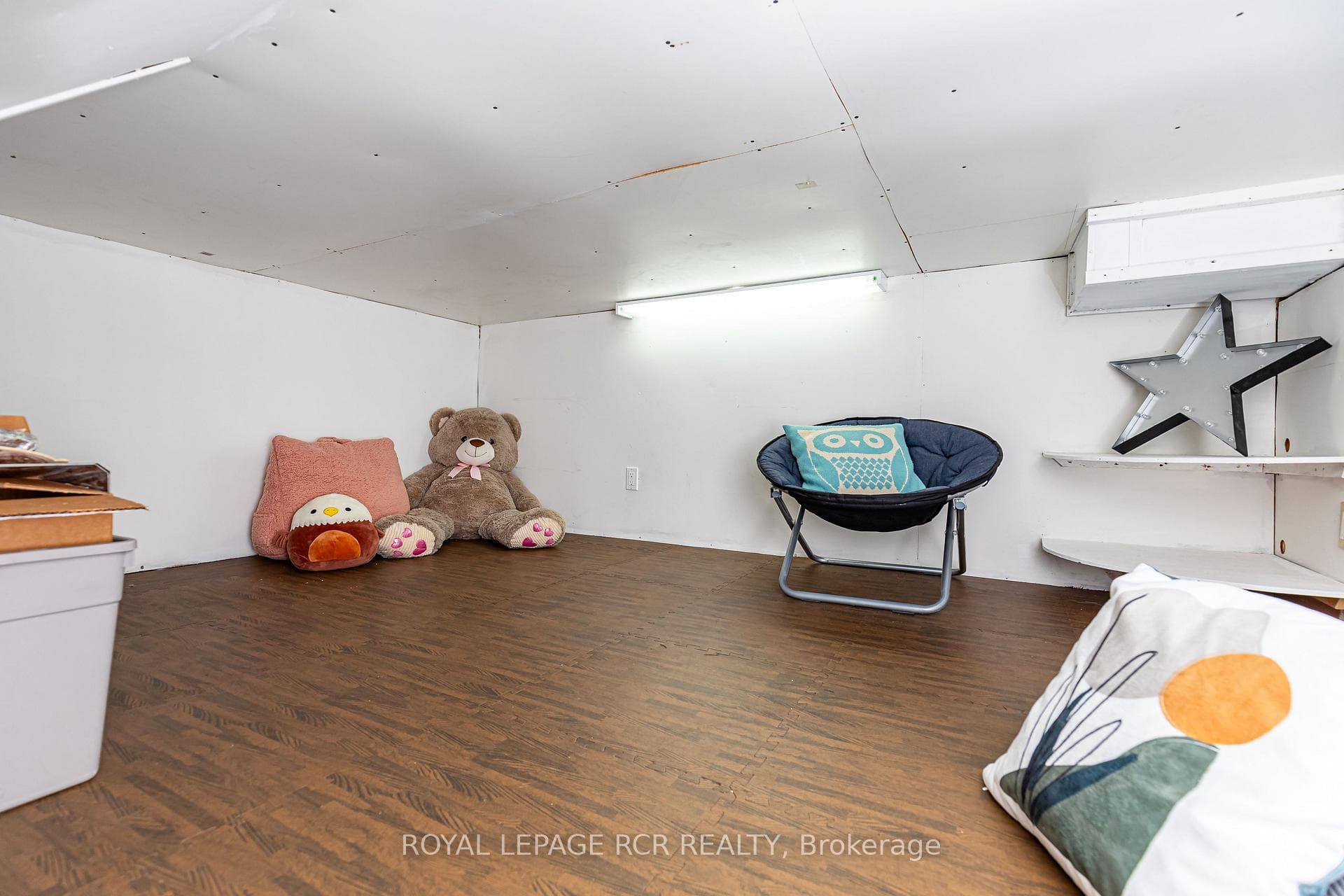 109 Lockhart Road photo 22