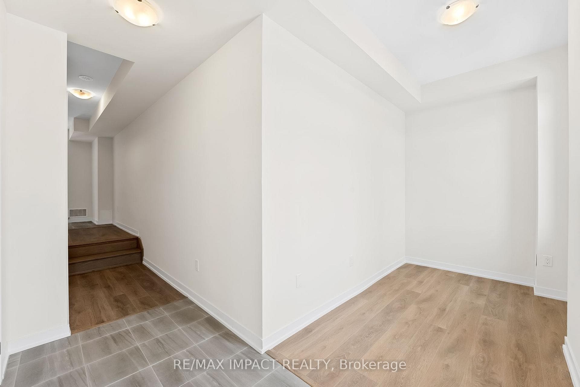 1856 Notion Road Unit 1106 photo 8