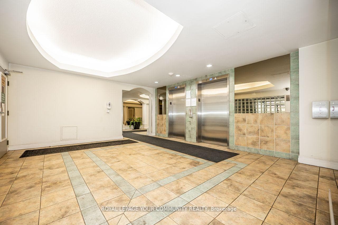 1665 Victoria Park Avenue Unit 1106 photo 31