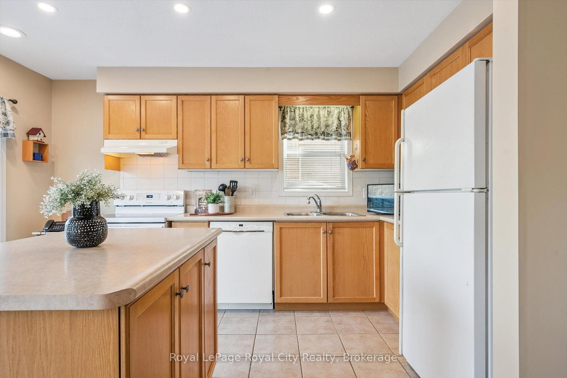 347 Starwood Drive photo 12