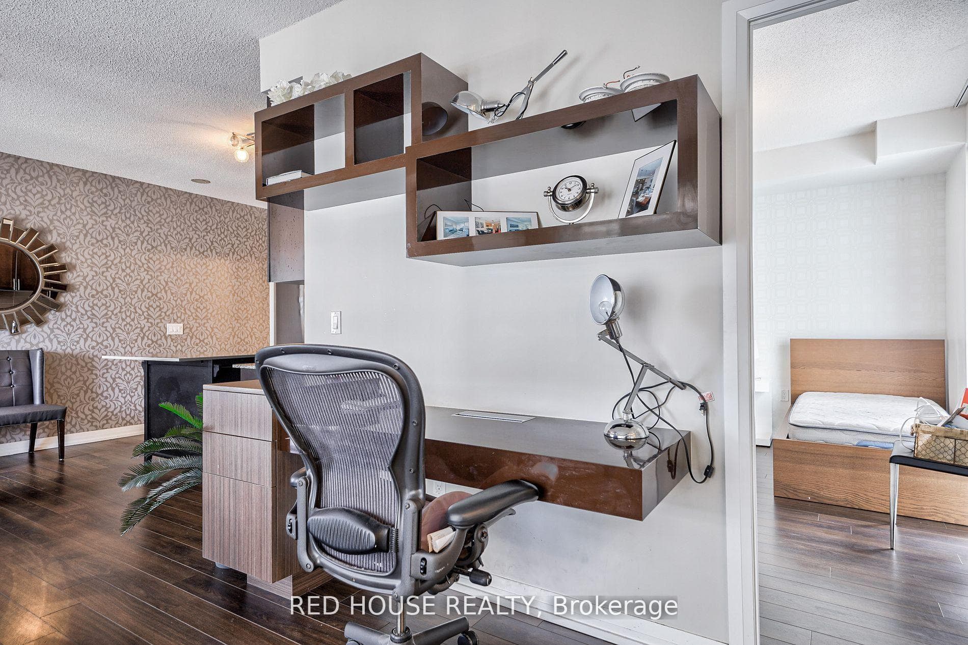 55 Ann O' Reilly Road Unit 424 photo 11