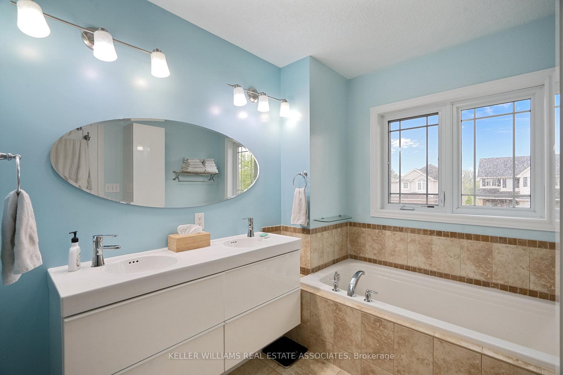 95 Yates Avenue photo 27