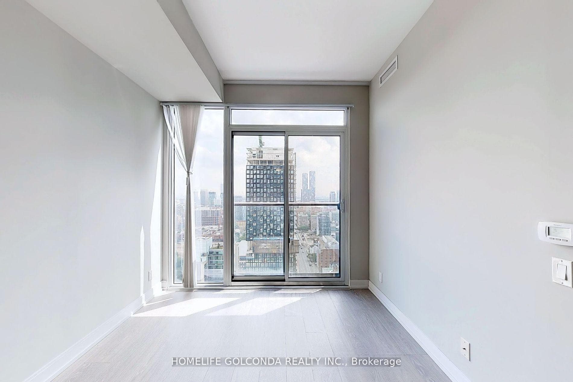 181 Dundas Street Unit 2909 photo 5