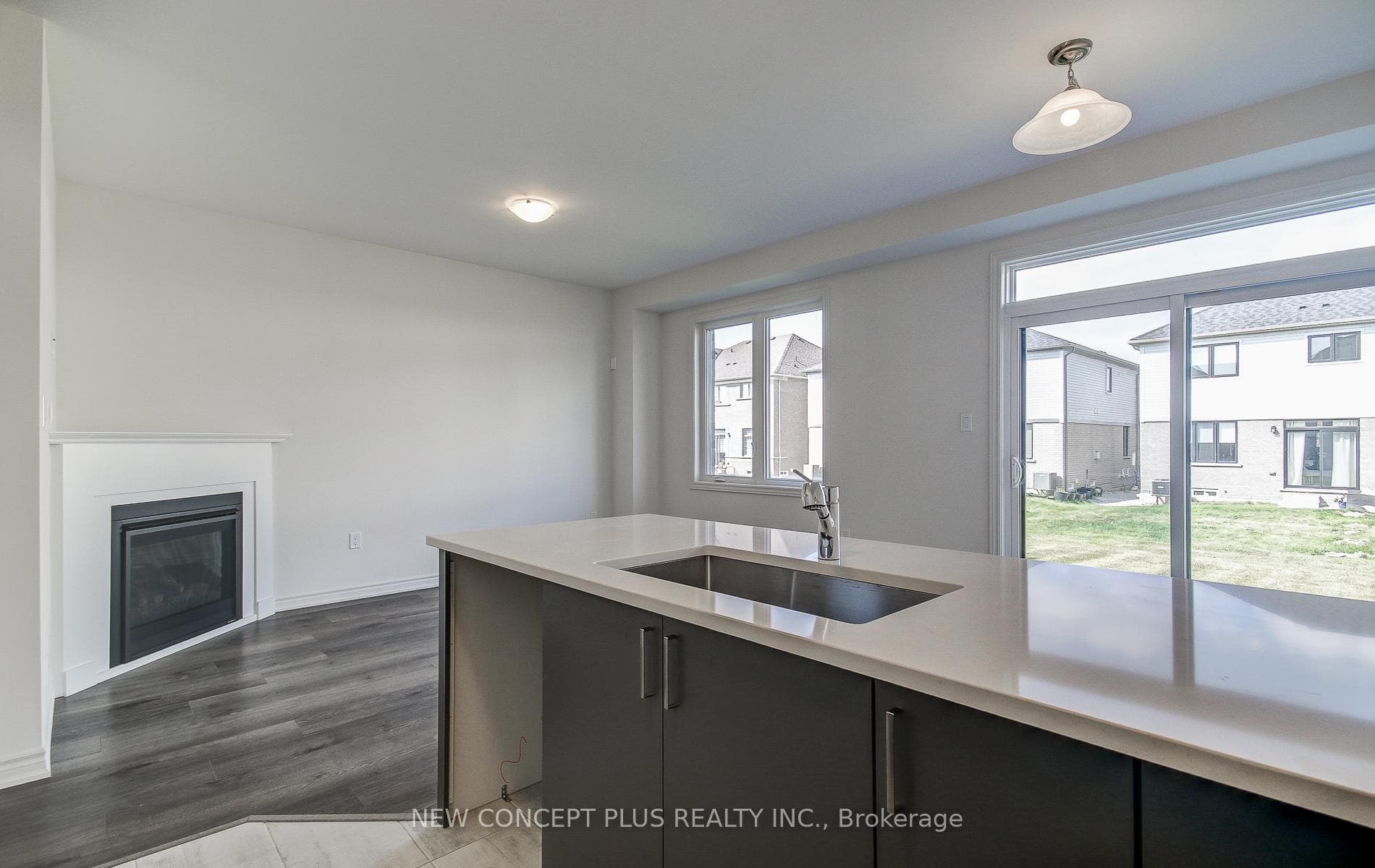 81 Prest Way photo 9